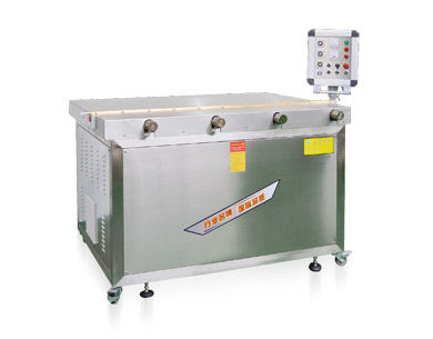 久羅防護(hù)罩高頻焊接機(jī)JL-1650HFL 久羅防護(hù)罩高頻焊接機(jī)JL-1650HFL